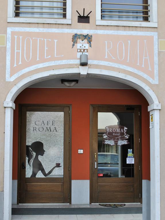 Hotel Roma Pravisdomini 外观 照片